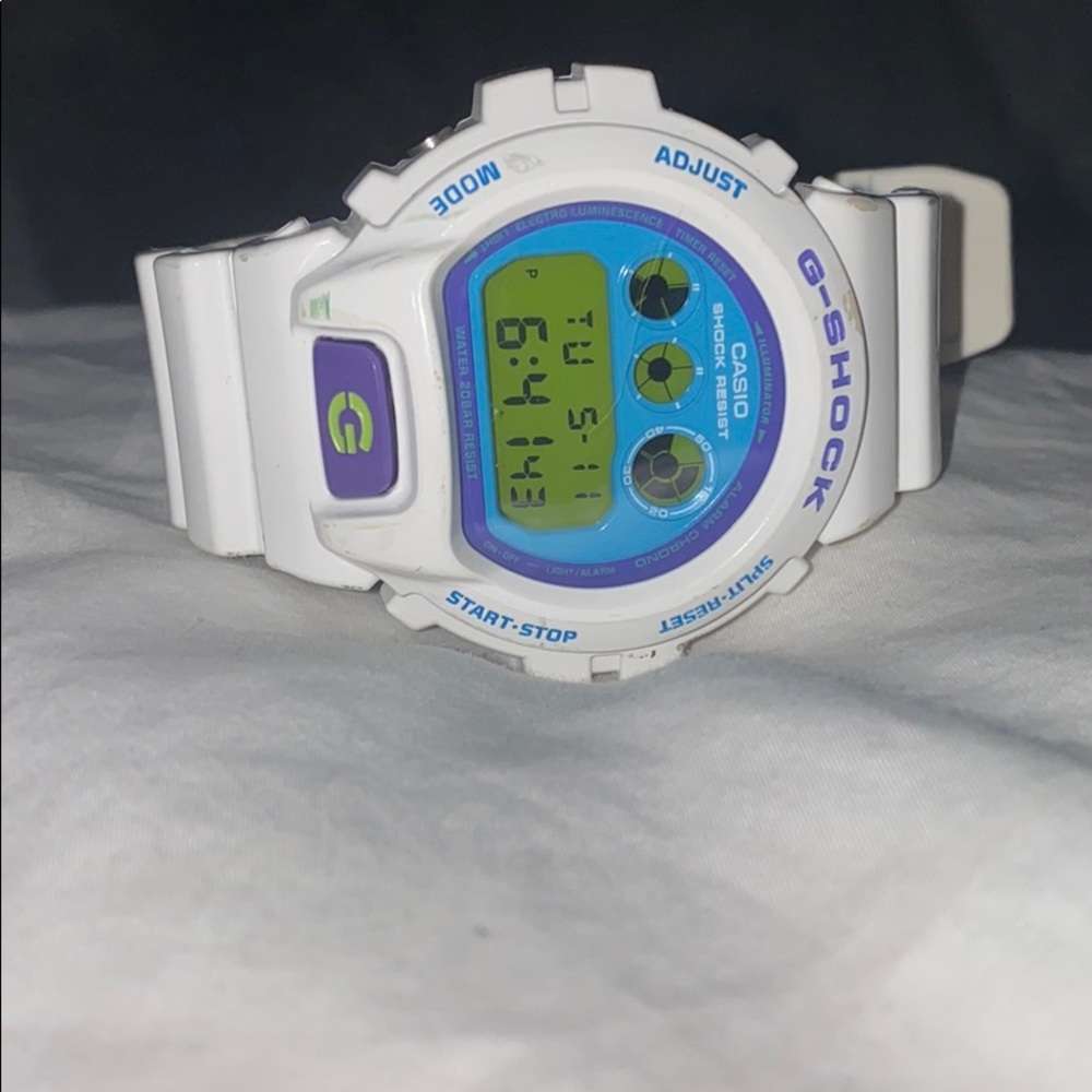 Girls G-shock watch